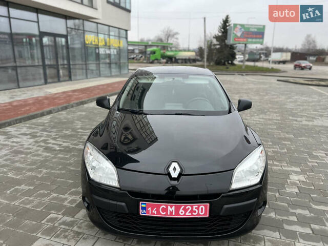 Черный Рено Меган, объемом двигателя 1.6 л и пробегом 206 тыс. км за 7300 $, фото 26 на Automoto.ua