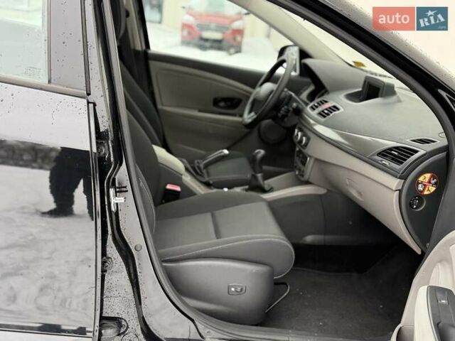 Чорний Рено Меган, об'ємом двигуна 1.6 л та пробігом 180 тис. км за 7199 $, фото 40 на Automoto.ua