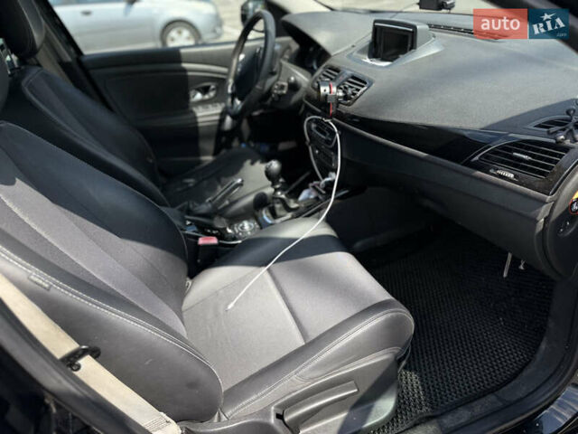 Черный Рено Меган, объемом двигателя 1.5 л и пробегом 286 тыс. км за 7700 $, фото 17 на Automoto.ua