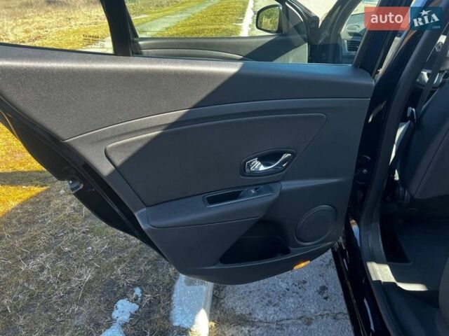 Чорний Рено Меган, об'ємом двигуна 1.6 л та пробігом 116 тис. км за 8200 $, фото 27 на Automoto.ua