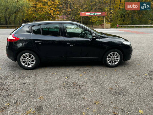 Черный Рено Меган, объемом двигателя 1.6 л и пробегом 178 тыс. км за 8500 $, фото 1 на Automoto.ua