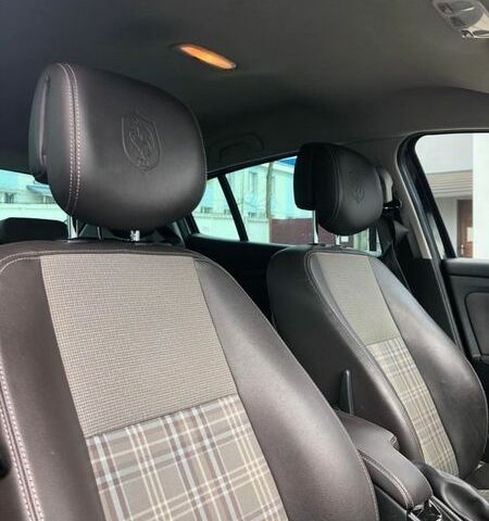 Чорний Рено Меган, об'ємом двигуна 1.46 л та пробігом 259 тис. км за 7700 $, фото 20 на Automoto.ua