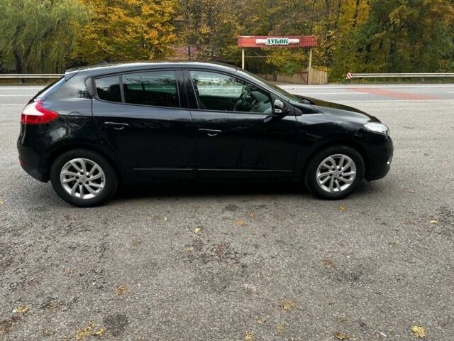 Черный Рено Меган, объемом двигателя 1.6 л и пробегом 178 тыс. км за 8500 $, фото 2 на Automoto.ua