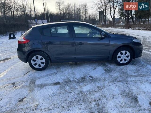 Чорний Рено Меган, об'ємом двигуна 1.6 л та пробігом 247 тис. км за 6850 $, фото 24 на Automoto.ua