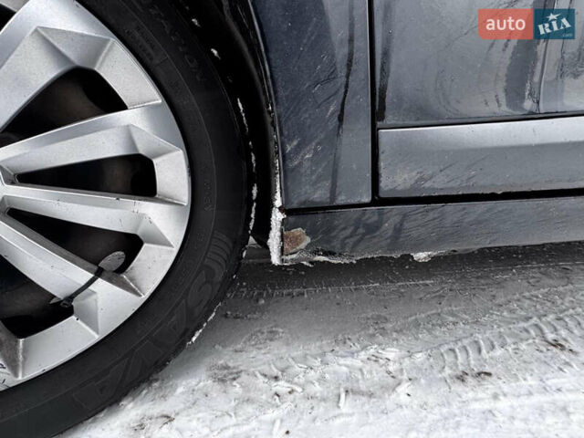 Чорний Рено Меган, об'ємом двигуна 1.6 л та пробігом 241 тис. км за 6000 $, фото 8 на Automoto.ua