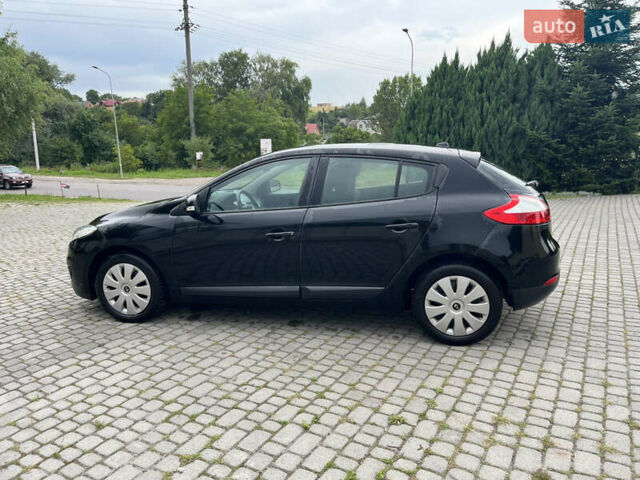 Черный Рено Меган, объемом двигателя 1.5 л и пробегом 249 тыс. км за 7900 $, фото 6 на Automoto.ua