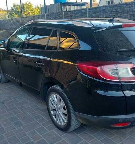 Черный Рено Меган, объемом двигателя 1.5 л и пробегом 285 тыс. км за 9200 $, фото 3 на Automoto.ua