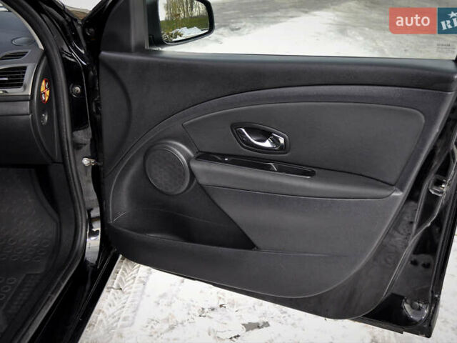 Черный Рено Меган, объемом двигателя 1.6 л и пробегом 179 тыс. км за 8300 $, фото 79 на Automoto.ua