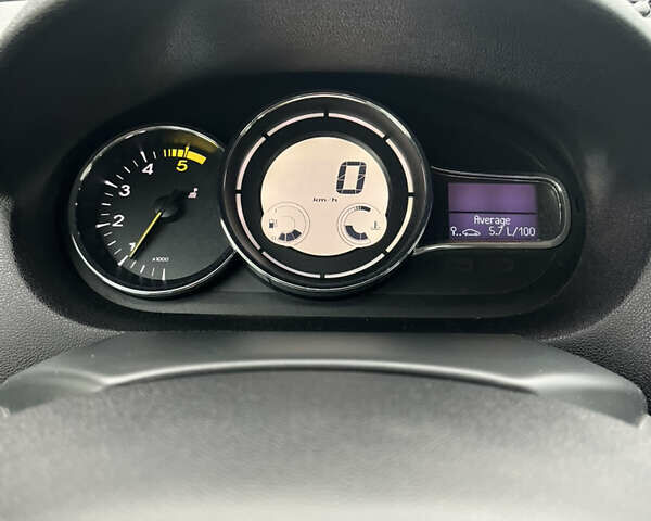 Черный Рено Меган, объемом двигателя 1.5 л и пробегом 249 тыс. км за 7900 $, фото 12 на Automoto.ua