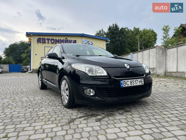 Черный Рено Меган, объемом двигателя 1.5 л и пробегом 249 тыс. км за 7900 $, фото 1 на Automoto.ua