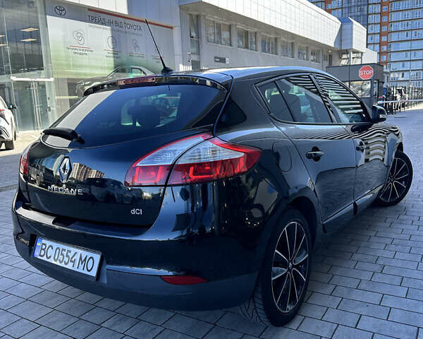 Черный Рено Меган, объемом двигателя 1.46 л и пробегом 229 тыс. км за 8700 $, фото 1 на Automoto.ua