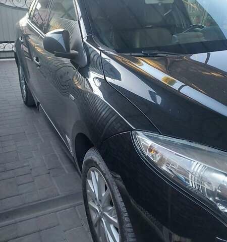 Черный Рено Меган, объемом двигателя 1.5 л и пробегом 285 тыс. км за 9200 $, фото 4 на Automoto.ua