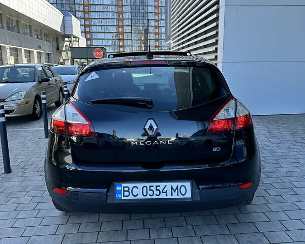 Черный Рено Меган, объемом двигателя 1.46 л и пробегом 229 тыс. км за 8700 $, фото 3 на Automoto.ua