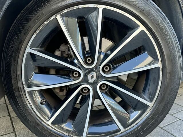 Черный Рено Меган, объемом двигателя 1.5 л и пробегом 229 тыс. км за 8700 $, фото 4 на Automoto.ua