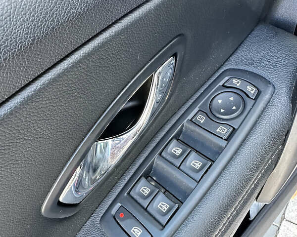 Черный Рено Меган, объемом двигателя 1.46 л и пробегом 229 тыс. км за 8700 $, фото 17 на Automoto.ua