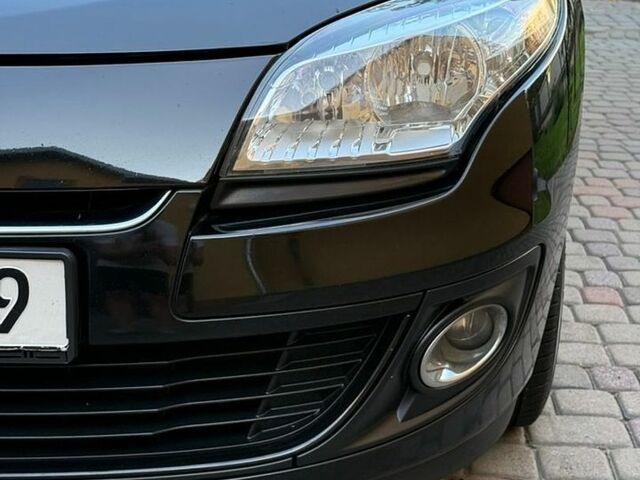 Чорний Рено Меган, об'ємом двигуна 1.6 л та пробігом 206 тис. км за 6500 $, фото 21 на Automoto.ua