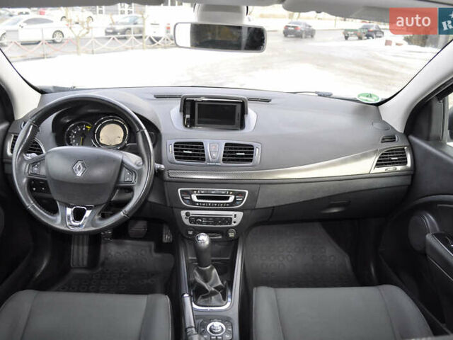 Черный Рено Меган, объемом двигателя 1.6 л и пробегом 179 тыс. км за 8300 $, фото 81 на Automoto.ua