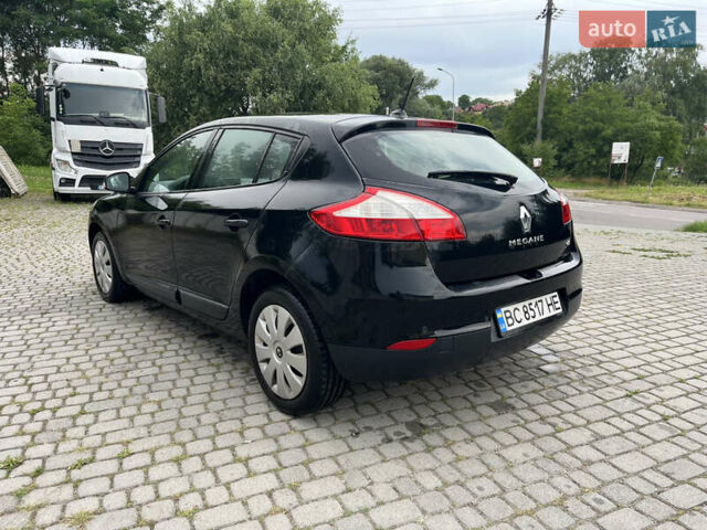 Черный Рено Меган, объемом двигателя 1.5 л и пробегом 249 тыс. км за 7900 $, фото 5 на Automoto.ua
