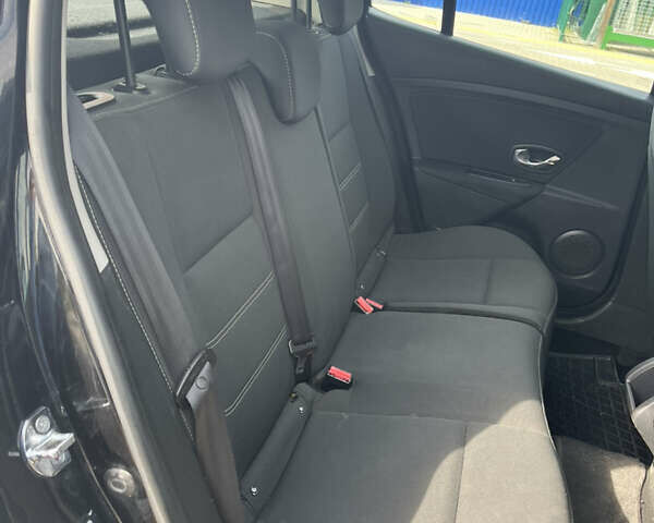 Чорний Рено Меган, об'ємом двигуна 1.5 л та пробігом 235 тис. км за 7500 $, фото 8 на Automoto.ua