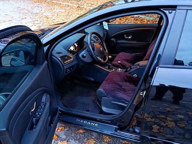 Чорний Рено Меган, об'ємом двигуна 1.5 л та пробігом 239 тис. км за 7500 $, фото 6 на Automoto.ua