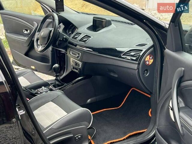 Черный Рено Меган, объемом двигателя 1.5 л и пробегом 181 тыс. км за 10300 $, фото 18 на Automoto.ua