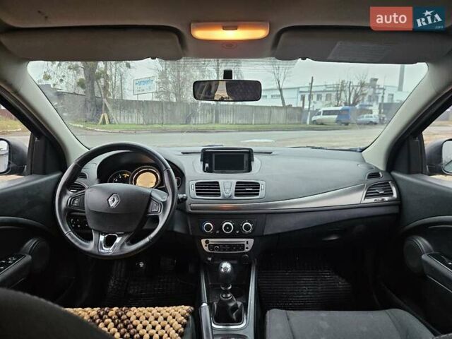 Черный Рено Меган, объемом двигателя 1.46 л и пробегом 286 тыс. км за 6350 $, фото 2 на Automoto.ua