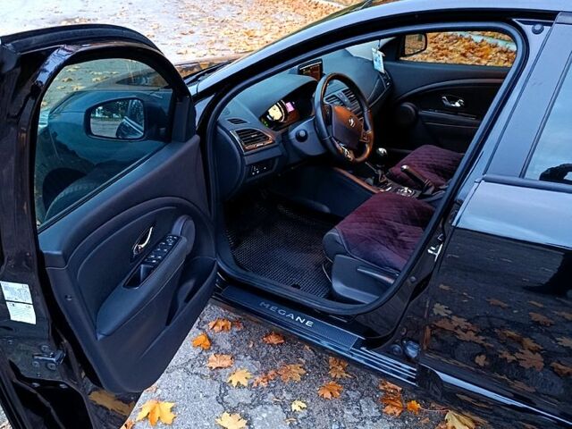 Чорний Рено Меган, об'ємом двигуна 1.5 л та пробігом 239 тис. км за 7500 $, фото 7 на Automoto.ua