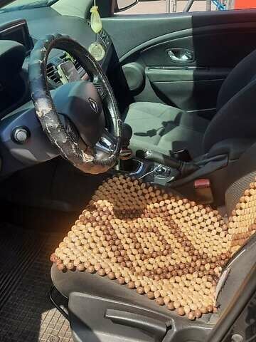 Черный Рено Меган, объемом двигателя 1.46 л и пробегом 280 тыс. км за 6500 $, фото 11 на Automoto.ua