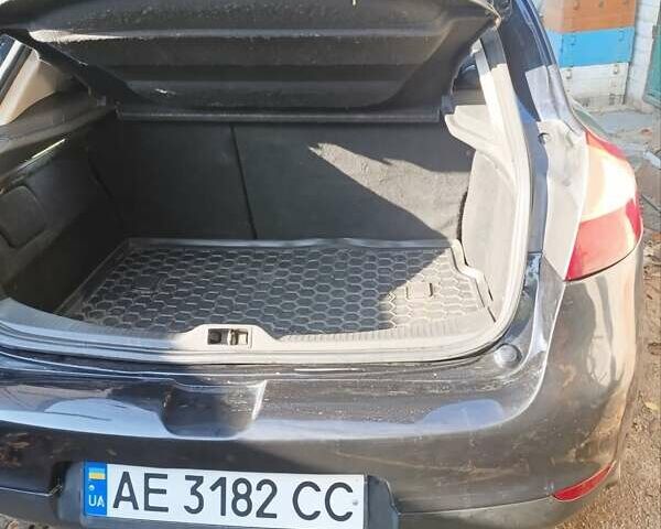Рено Меган 2014 в Пятихатках на Automoto.ua Черный Рено Меган, объемом двигателя 1.5 л и пробегом 271 тыс. км за 5500 $, фото 11 на Automoto.ua
