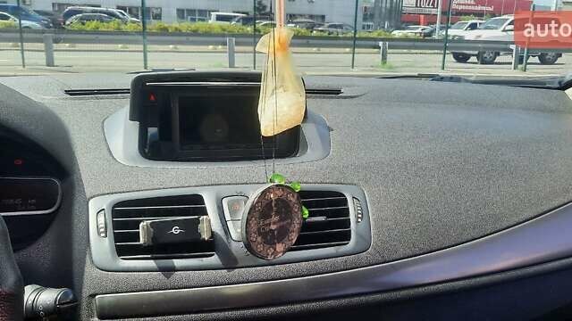 Черный Рено Меган, объемом двигателя 1.46 л и пробегом 280 тыс. км за 6500 $, фото 13 на Automoto.ua