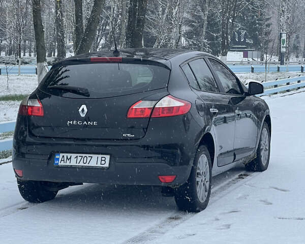 Черный Рено Меган, объемом двигателя 1.46 л и пробегом 239 тыс. км за 8300 $, фото 4 на Automoto.ua