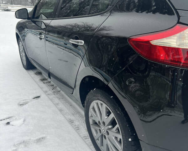 Черный Рено Меган, объемом двигателя 1.46 л и пробегом 239 тыс. км за 8300 $, фото 8 на Automoto.ua