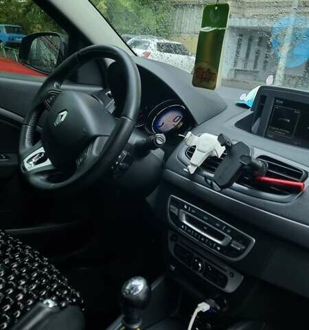 Черный Рено Меган, объемом двигателя 1.5 л и пробегом 237 тыс. км за 7500 $, фото 7 на Automoto.ua