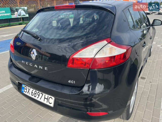 Чорний Рено Меган, об'ємом двигуна 1.5 л та пробігом 235 тис. км за 7500 $, фото 3 на Automoto.ua