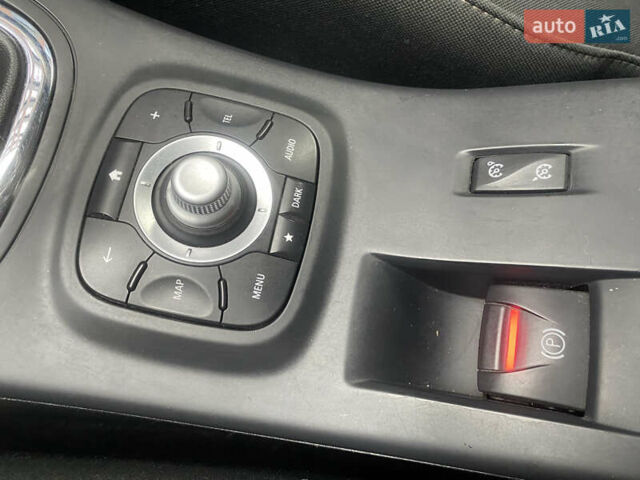 Рено Меган 2014 в Ивано-Франковске на Automoto.ua Черный Рено Меган, объемом двигателя 1.46 л и пробегом 130 тыс. км за 10000 $, фото 17 на Automoto.ua