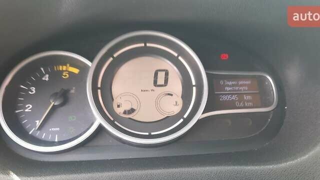 Черный Рено Меган, объемом двигателя 1.46 л и пробегом 280 тыс. км за 6500 $, фото 12 на Automoto.ua