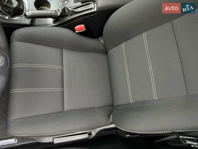 Черный Рено Меган, объемом двигателя 1.6 л и пробегом 205 тыс. км за 9250 $, фото 54 на Automoto.ua