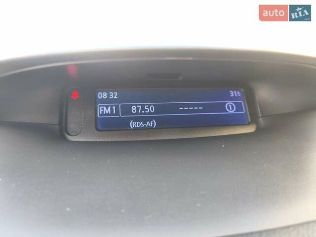 Черный Рено Меган, объемом двигателя 1.46 л и пробегом 107 тыс. км за 9800 $, фото 20 на Automoto.ua