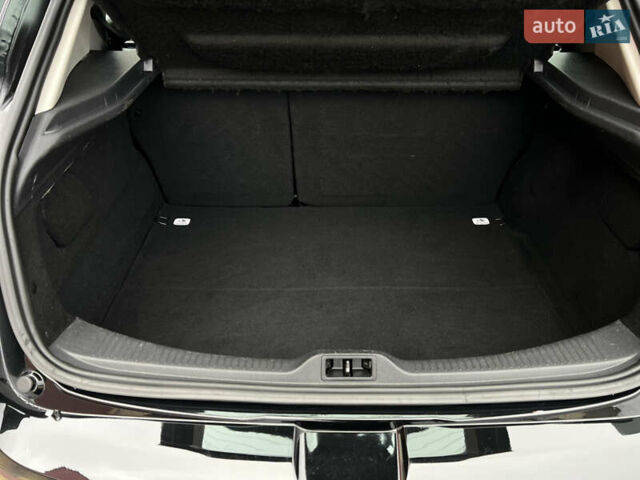 Черный Рено Меган, объемом двигателя 1.6 л и пробегом 205 тыс. км за 9250 $, фото 76 на Automoto.ua