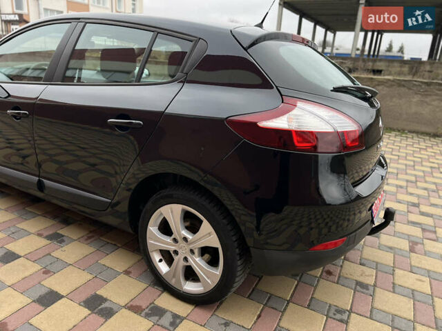 Черный Рено Меган, объемом двигателя 1.6 л и пробегом 205 тыс. км за 9250 $, фото 36 на Automoto.ua