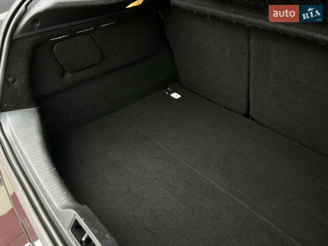 Черный Рено Меган, объемом двигателя 1.6 л и пробегом 205 тыс. км за 9250 $, фото 73 на Automoto.ua