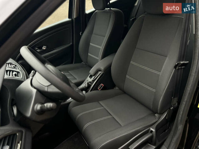 Черный Рено Меган, объемом двигателя 1.6 л и пробегом 205 тыс. км за 9250 $, фото 51 на Automoto.ua