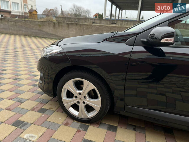 Черный Рено Меган, объемом двигателя 1.6 л и пробегом 205 тыс. км за 9250 $, фото 38 на Automoto.ua