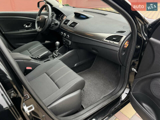 Черный Рено Меган, объемом двигателя 1.6 л и пробегом 205 тыс. км за 9250 $, фото 66 на Automoto.ua