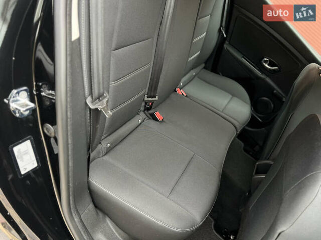 Черный Рено Меган, объемом двигателя 1.6 л и пробегом 205 тыс. км за 9250 $, фото 64 на Automoto.ua