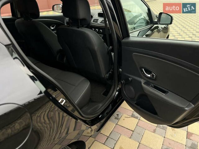 Черный Рено Меган, объемом двигателя 1.6 л и пробегом 205 тыс. км за 9250 $, фото 61 на Automoto.ua