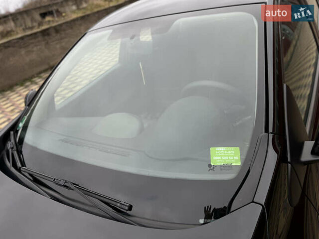 Черный Рено Меган, объемом двигателя 1.6 л и пробегом 205 тыс. км за 9250 $, фото 26 на Automoto.ua