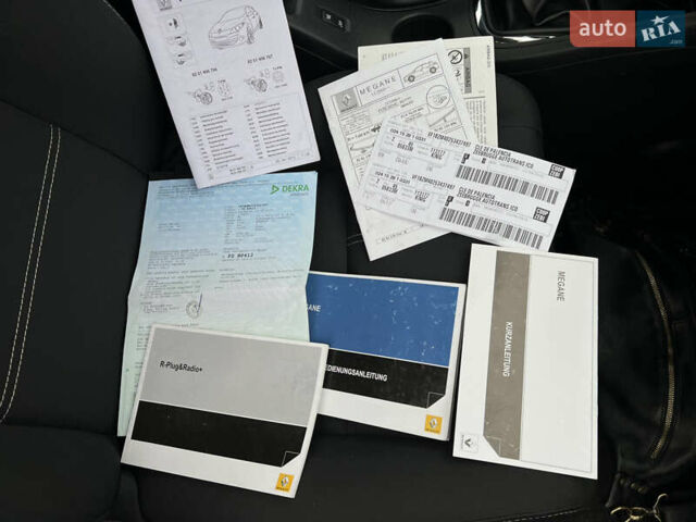 Черный Рено Меган, объемом двигателя 1.6 л и пробегом 205 тыс. км за 9250 $, фото 84 на Automoto.ua