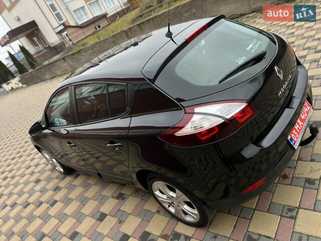 Черный Рено Меган, объемом двигателя 1.6 л и пробегом 205 тыс. км за 9250 $, фото 35 на Automoto.ua