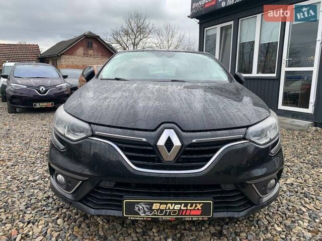 Чорний Рено Меган, об'ємом двигуна 1.5 л та пробігом 249 тис. км за 9799 $, фото 1 на Automoto.ua